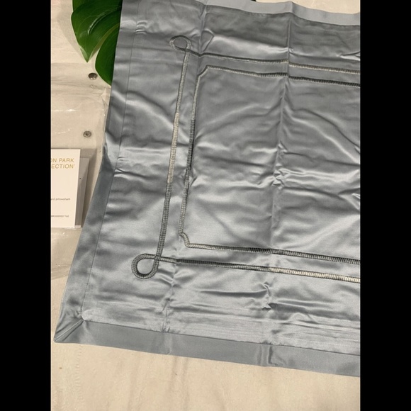 NIB [‎ 1 Standard ] Sham for Hudson Park Embroidered Tile - Picture 6 of 12